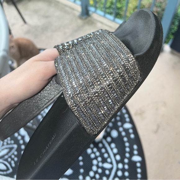 Le Château - Sparkly Slides - Picture 3 of 4